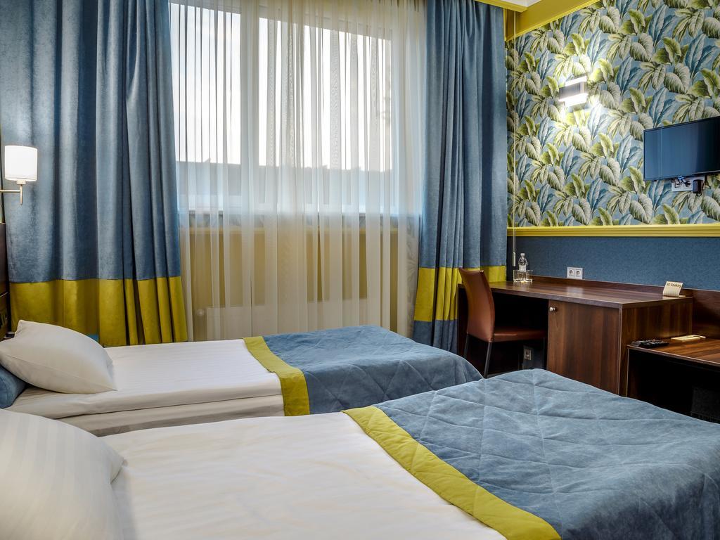 דנייפרופטרובסק Road Star Hotel מראה חיצוני תמונה